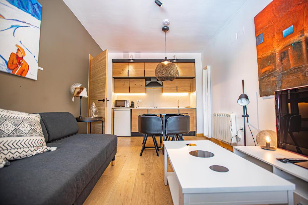 Holidays, Edificio Serraneu, Sierra Nevada 4 Personas Y Parking מראה חיצוני תמונה