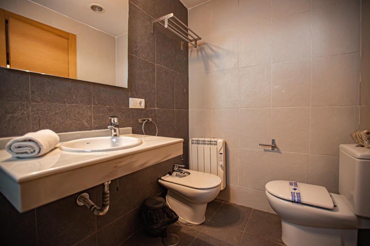 Holidays, Edificio Serraneu, Sierra Nevada 4 Personas Y Parking מראה חיצוני תמונה
