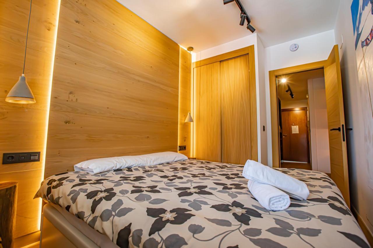 Holidays, Edificio Serraneu, Sierra Nevada 4 Personas Y Parking מראה חיצוני תמונה